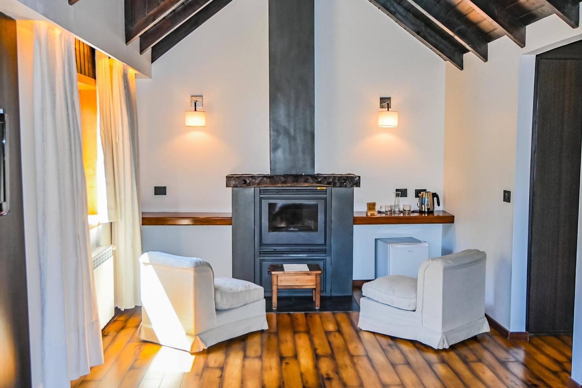 Hotel & Spa La Cheminee San Martín de los Andes المظهر الخارجي الصورة