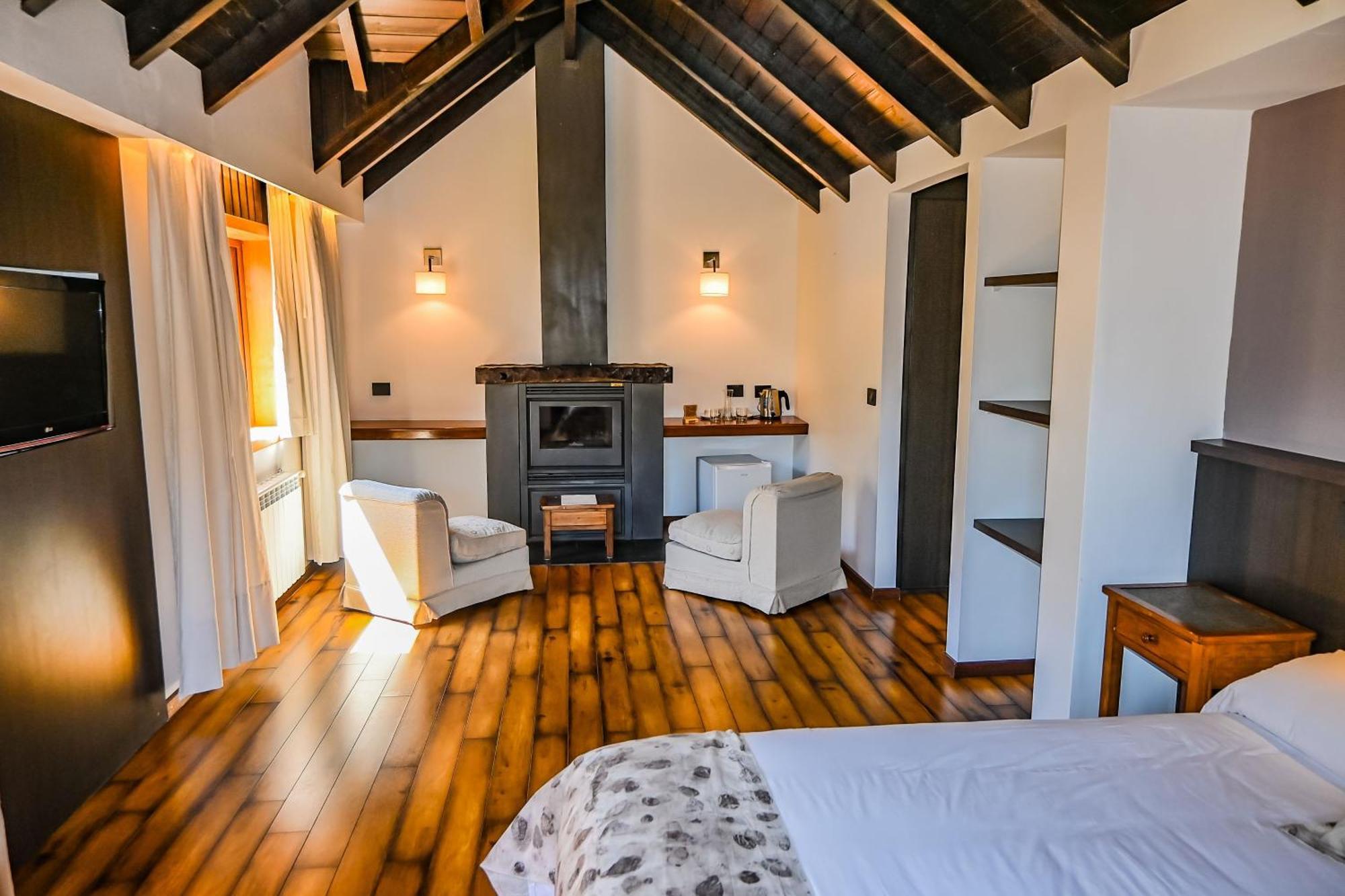 Hotel & Spa La Cheminee San Martín de los Andes المظهر الخارجي الصورة