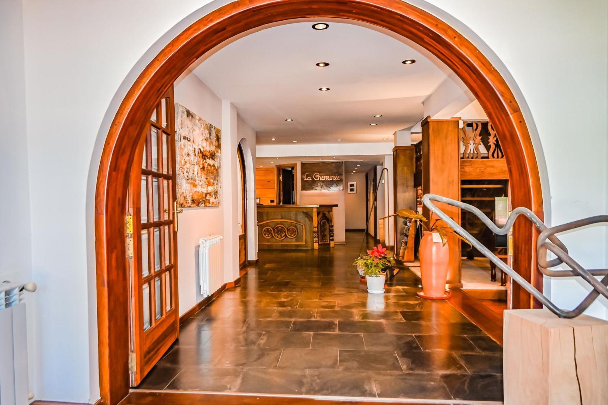 Hotel & Spa La Cheminee San Martín de los Andes المظهر الخارجي الصورة